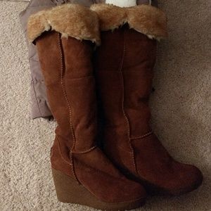 Bearpaw fold over boot
